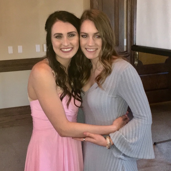 CHECK HER CLOSET! - Picture 3 of 7